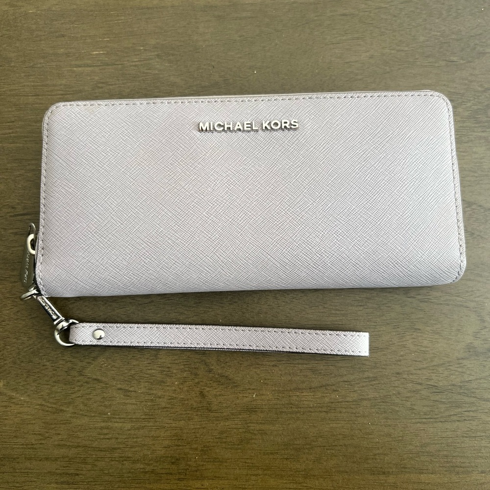 Michael Kors Jet Set Travel Wallet Wristlet